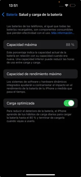 iPhone 13 128GB Midnight con funda y protector