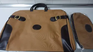 Bolsa de viaje y neceser mostaza y marrón