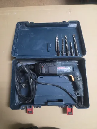 Taladro Bosch GBH 2 SE con maletín