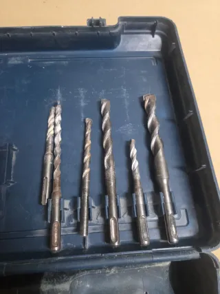 Taladro Bosch GBH 2 SE con maletín