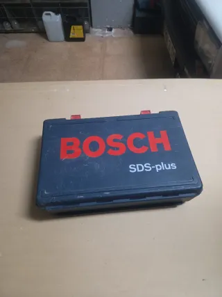 Taladro Bosch GBH 2 SE con maletín