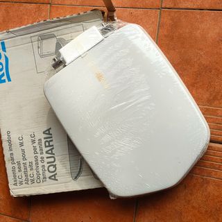 Asiento Roca Aquaria para Inodoro