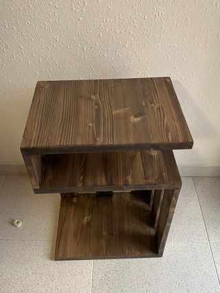 Mesita de madera