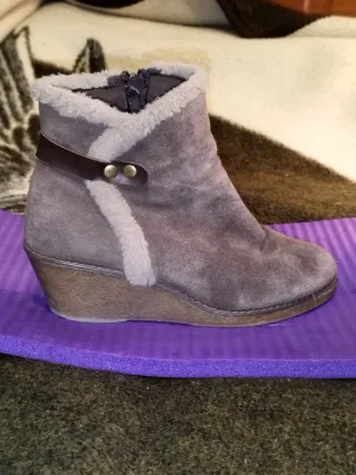 Botines de Cuña Serraje con forro borreguillo