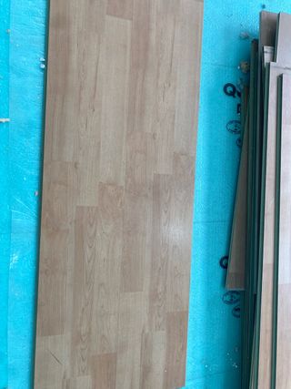 Tarima flotante madera clara