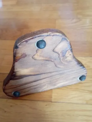 Portacenere vintage Toro in metallo e legno