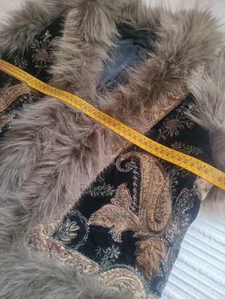 Chaleco Zara bordado edición limitada