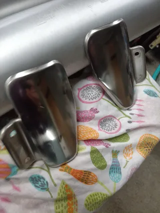 Suzuki TL1000R Escapes Originales