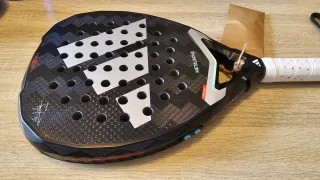 Pala Adidas Metalbone 3.4 Ale Galán 2025