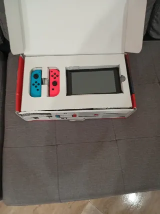 Nintendo Switch Roja y Azul