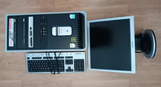 Ordenador Compaq Completo