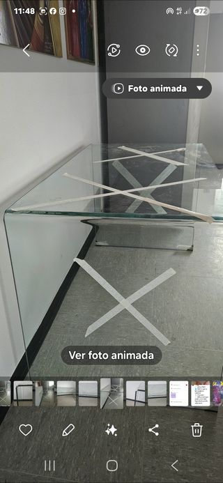 Vitrina de cristal moderna.