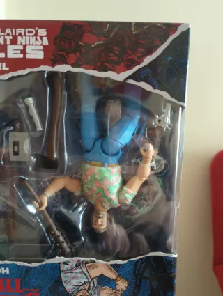 Figuras Stranger Things y Tortugas Ninja Raphael