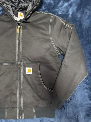 Chaqueta Carhartt Active Negra con Capucha