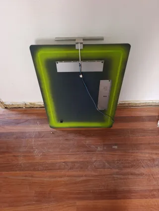 Espejo de baño con luz LED