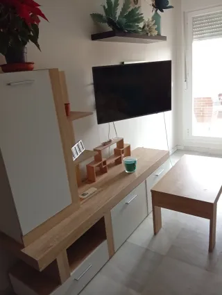 Mueble salón modular, aparador y mesa de centro.