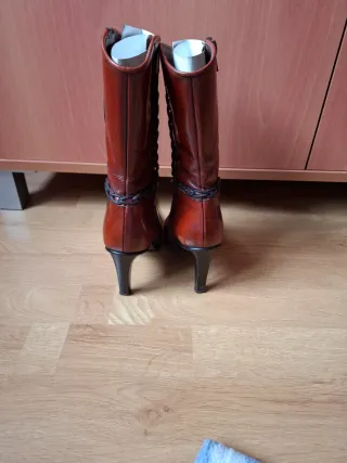 Botines de media caña