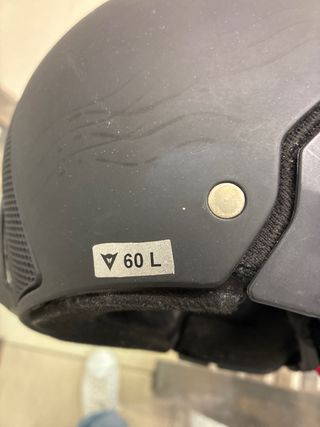 Casco de esquí Dainese negro. talla 60.