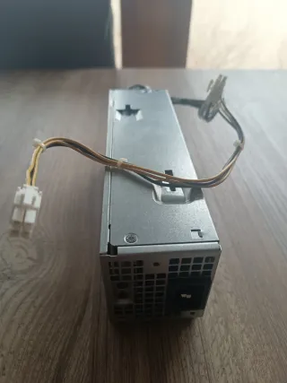 Fuente de Alimentación Dell D180EPS-00