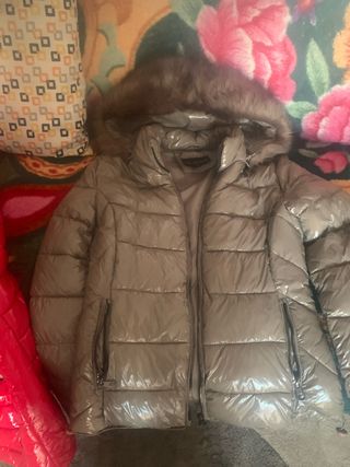 Chaqueta Beige/Plata con Capucha