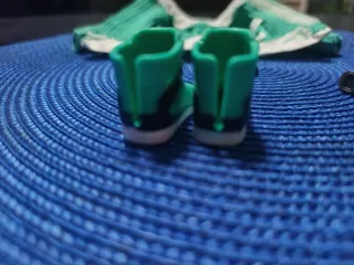 Conjunto Ropa Muñeco Verde y Negro