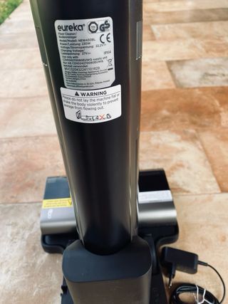 Aspiradora Húmedo/Seco Eureka RapidWash NEW430.