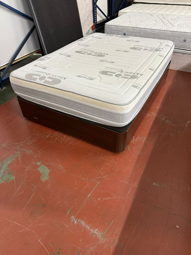 135x190 CANAPÉ Y COLCHÓN VISCO