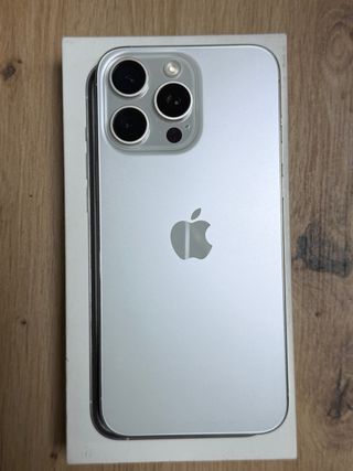 iPhone 15 Pro Max 256GB blanco