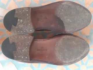 Mocasines Sebago granates con borlas