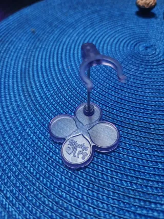 Muñeca Little Pet Shop con accesorios