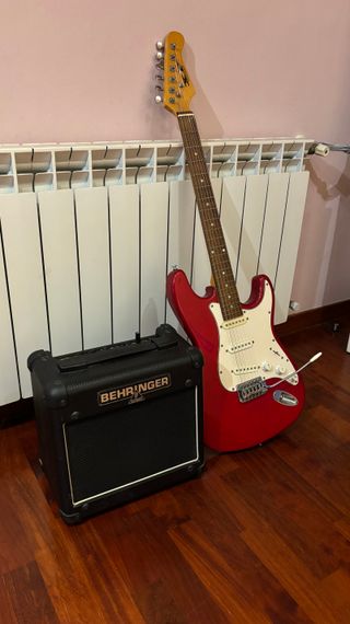 Guitarra Eléctrica XP + Amplificador Behringer
