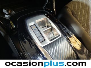 Peugeot 2008 Allure Hybrid eDCS6 100 kW (136 CV)