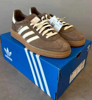 Handball Spezial Earth Strata Gum