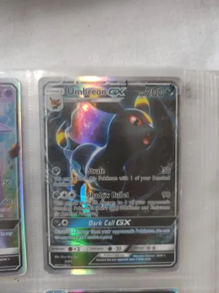 Carte Pokémon + 1 custodia protettiva per ogni carta