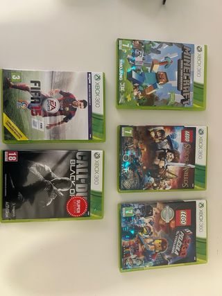 Xbox 360 con 2 mandos y 5 juegos