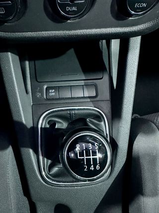 VOLKSWAGEN Golf 2.0 TDI 140cv Highline