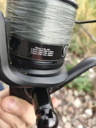 Carrete Daiwa Black Widow 25A