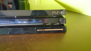 PS4 Pro 500 Millones 2TB Edizione Limitata