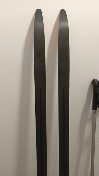 Sci Salomon Skate 160cm + Bastoni