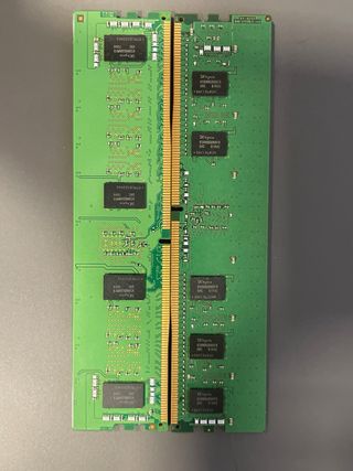 SK hynix 8GB DDR4 PC4-2400T RAM