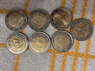 Confezione di 7 monete da 2 euro