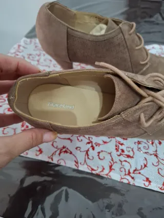 Botines de tacón con cordones,