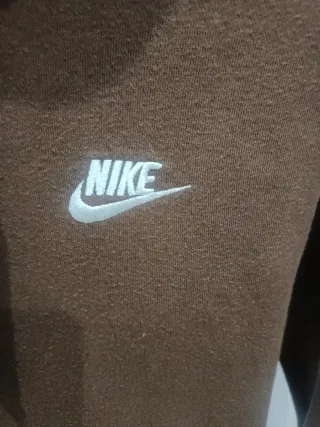 Sudadera Nike Marrón