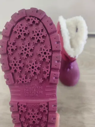 Botas nieve niña T. 24-25
