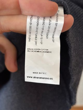 Jersey cuello alto vuelto (roll collar)