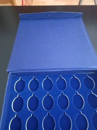 Lote 30 Medallas Religiosas