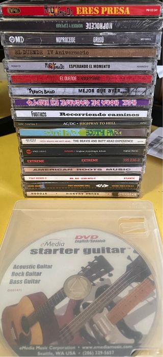 Lote CDs Variados + DVD Guitarra + accesorios