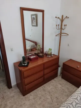 Dormitorio completo madera