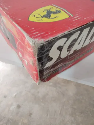 Scalextric F1 Ferrari F2004