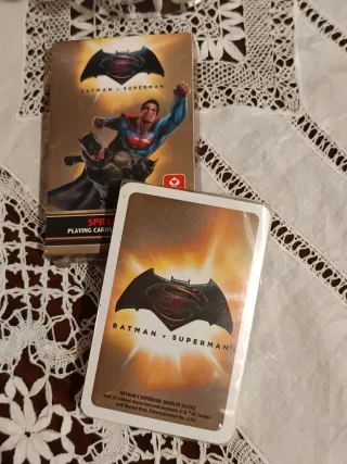 Mazzo di carte da gioco Batman vs Superman Natale